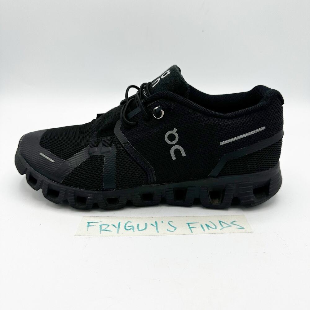 On Cloud 5 Women's Road Running Shoes Size 5 Triple Black Lace Up Comfort